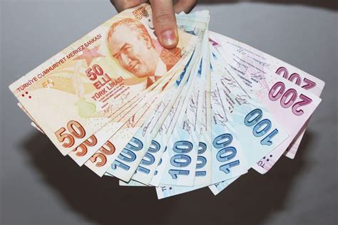 صرف الدولار في تركيا اليوم حاليا الاربعاء